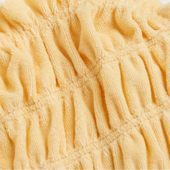 H & M Smocked Terry Top - Picture 7 of 7